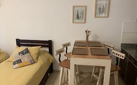 Cozy Apartment In The Heart Of Buenos Aires